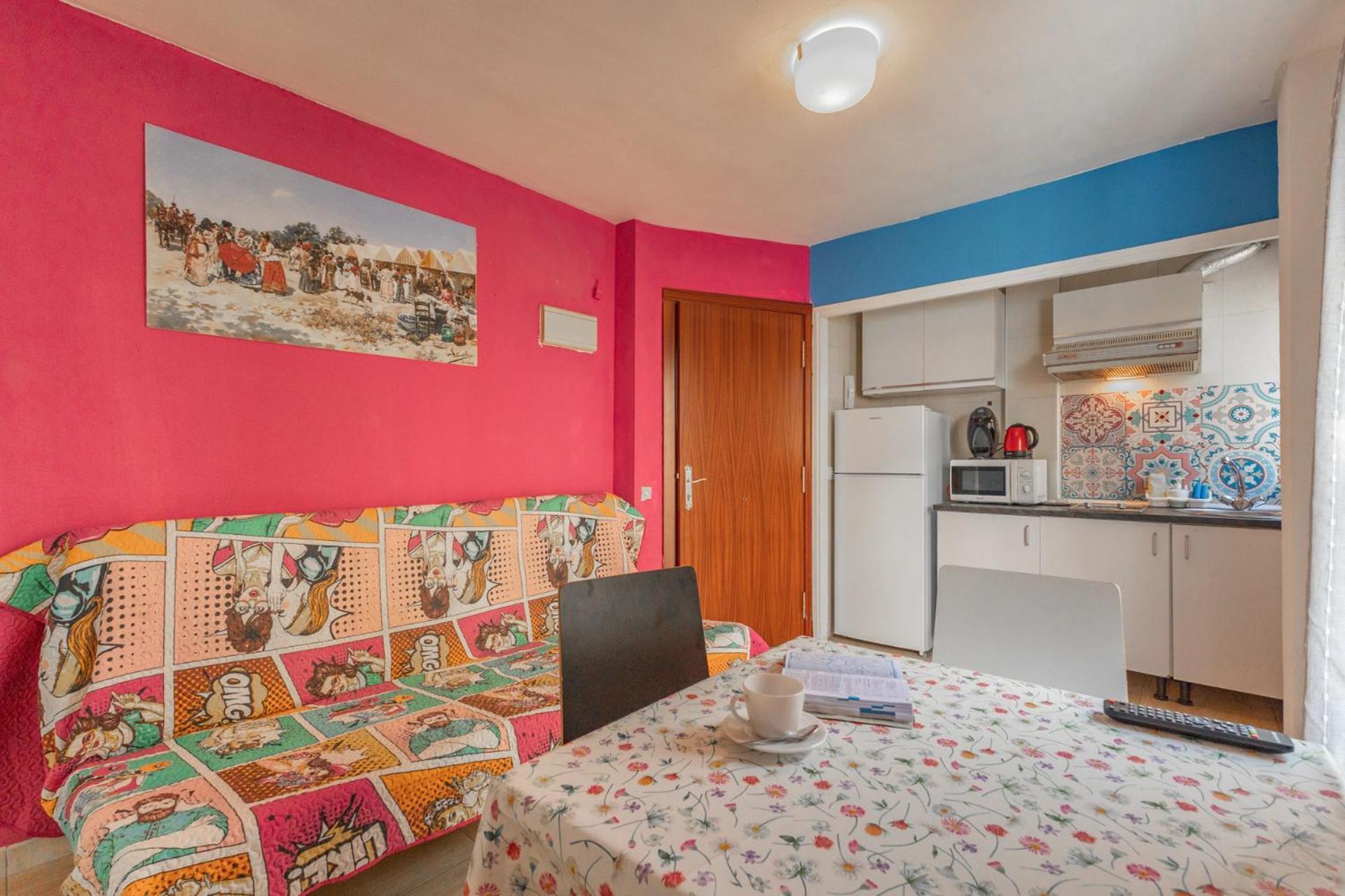 Duque Center Premium Suites, Free Parking Σεβίλλη Εξωτερικό φωτογραφία
