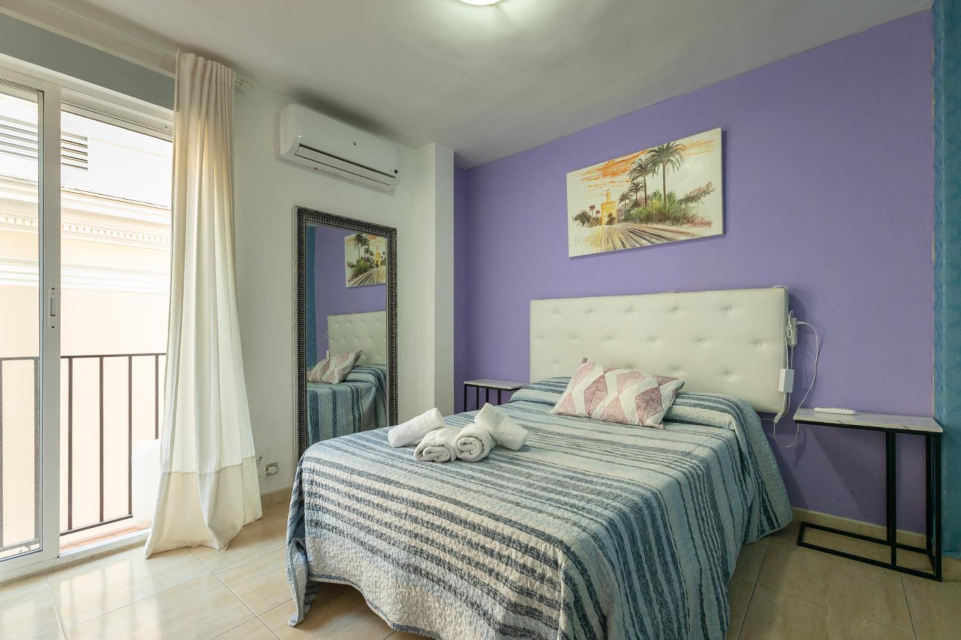 Duque Center Premium Suites, Free Parking Σεβίλλη Εξωτερικό φωτογραφία