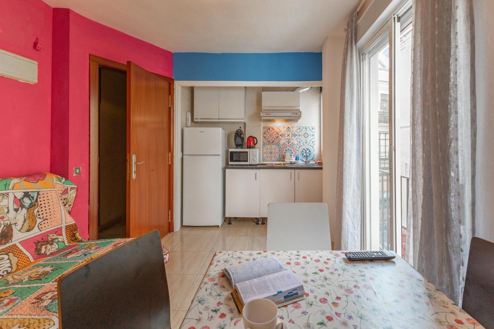 Duque Center Premium Suites, Free Parking Σεβίλλη Εξωτερικό φωτογραφία